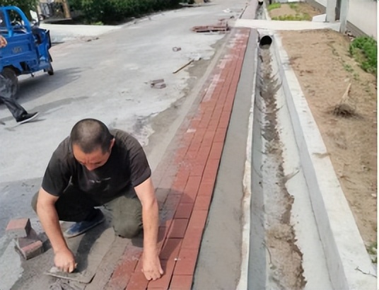 打造最美的乡村丨从干净整洁向美丽宜居转变 莲花山全面推进村屯环境底线提升